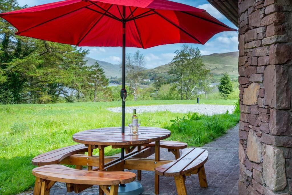 Heather Lodge With Sea And Mountain Views 리나운 외부 사진