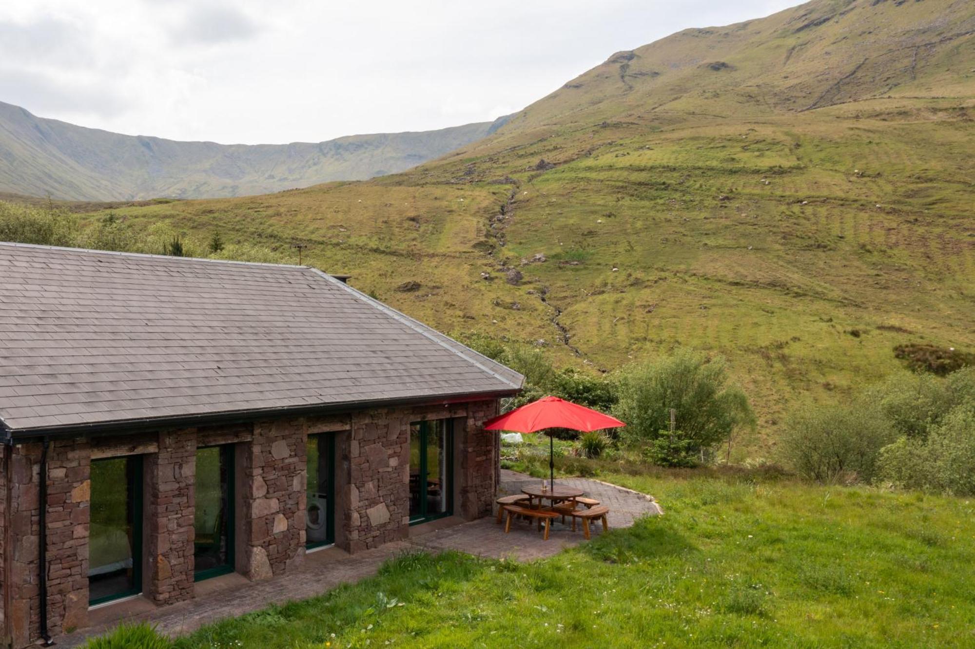 Heather Lodge With Sea And Mountain Views 리나운 객실 사진
